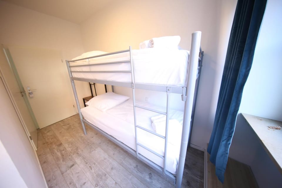 Bed, Photo of the whole room, Bedroom, bunk bed