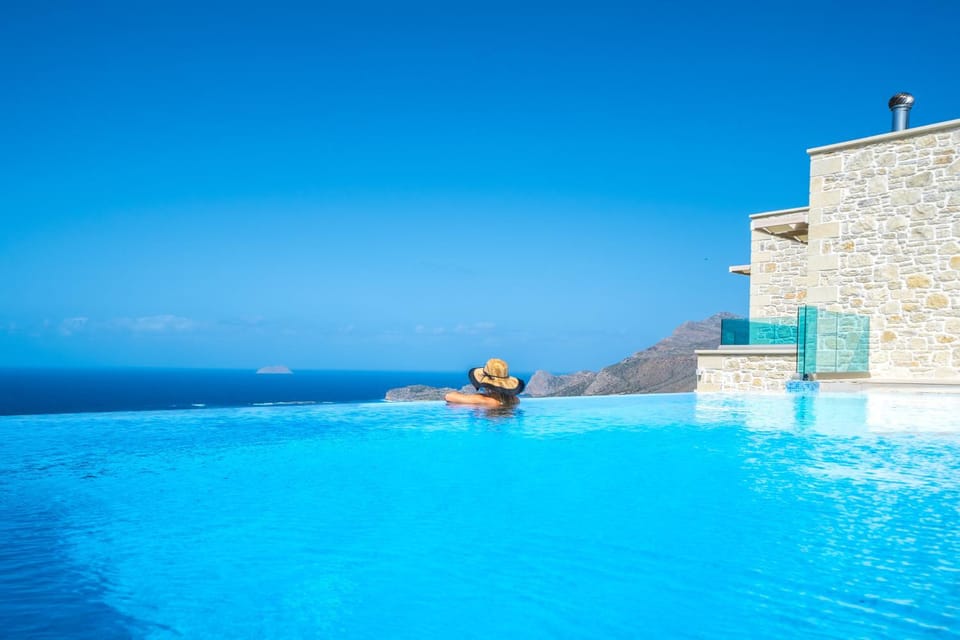 Natural landscape, Sea view, Swimming pool