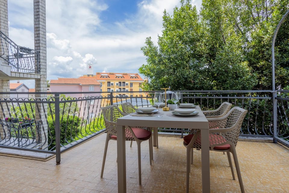 View (from property/room), View (from property/room), Balcony/Terrace, City view, Garden view