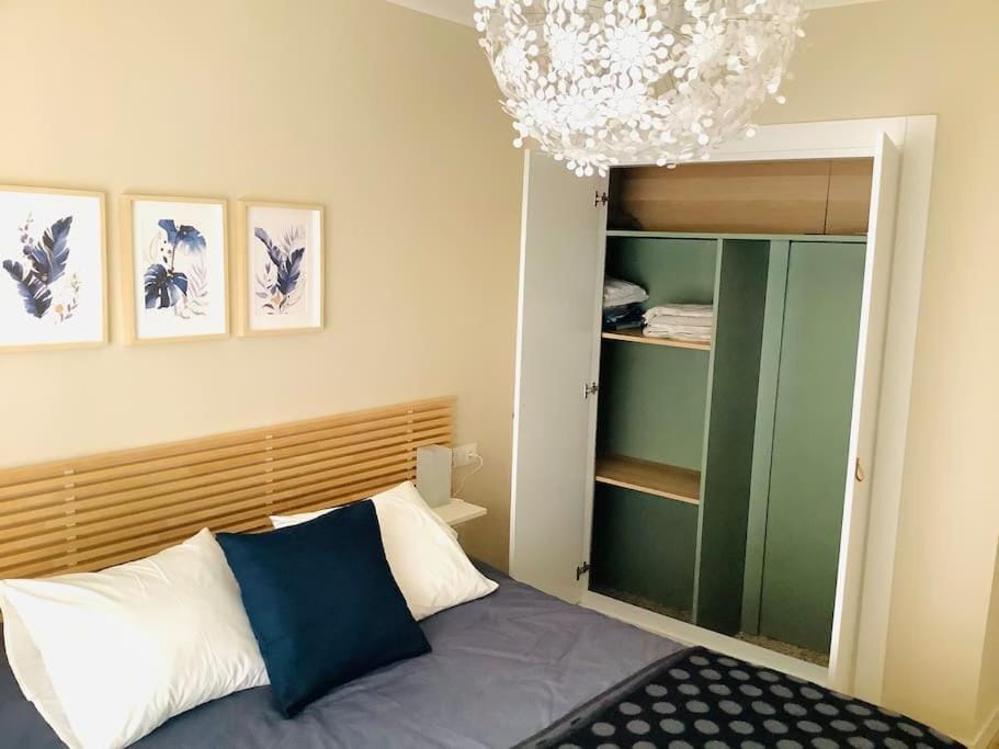 Bedroom, wardrobe