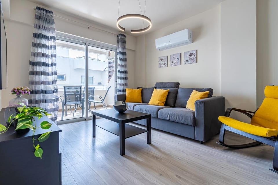 Living room, Seating area, air conditioner
