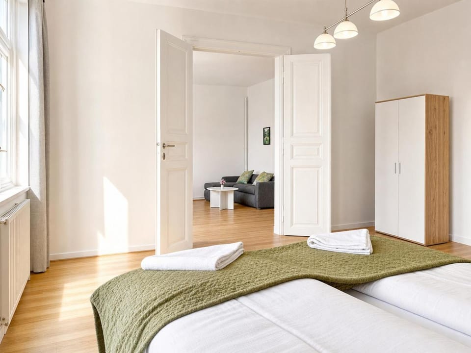 Bed, Bedroom, wardrobe