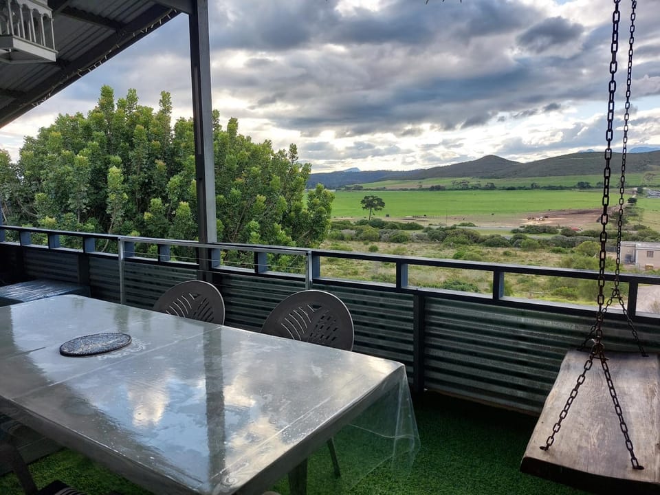 Patio, Balcony/Terrace, Pets, Pets, Garden view, Mountain view, Mountain view, pet friendly, pet friendly