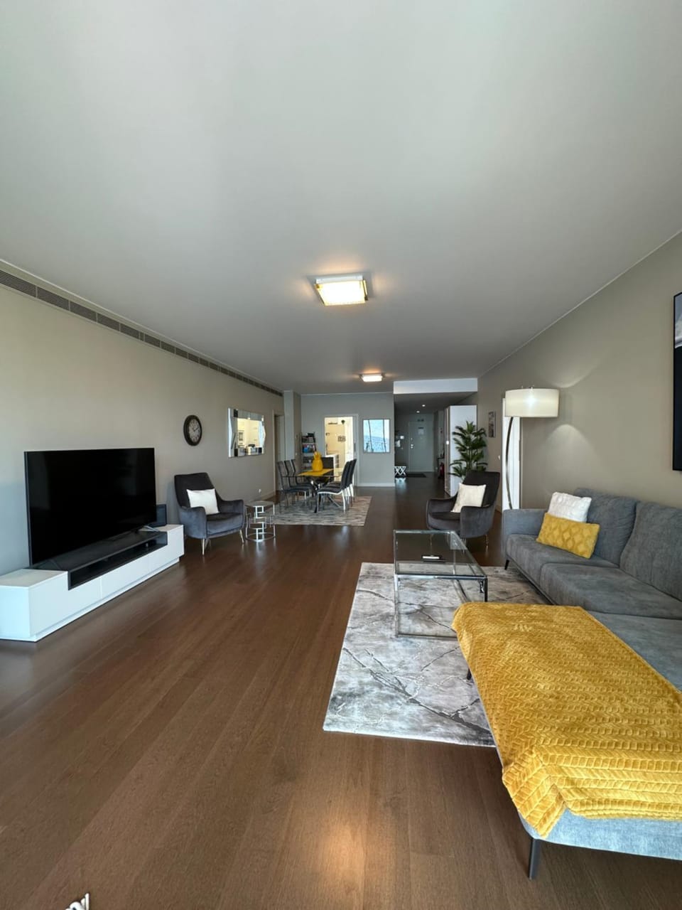 Communal lounge/ TV room, TV and multimedia, Living room, Seating area