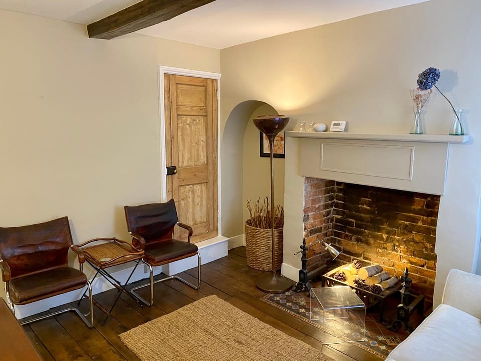 St. John’s hill - with parking House in Shrewsbury