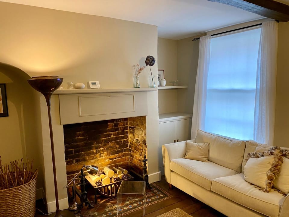 St. John’s hill - with parking House in Shrewsbury