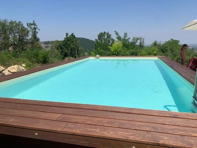 Swimming pool, Breakfast