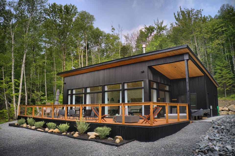 Property building, Day, Natural landscape
