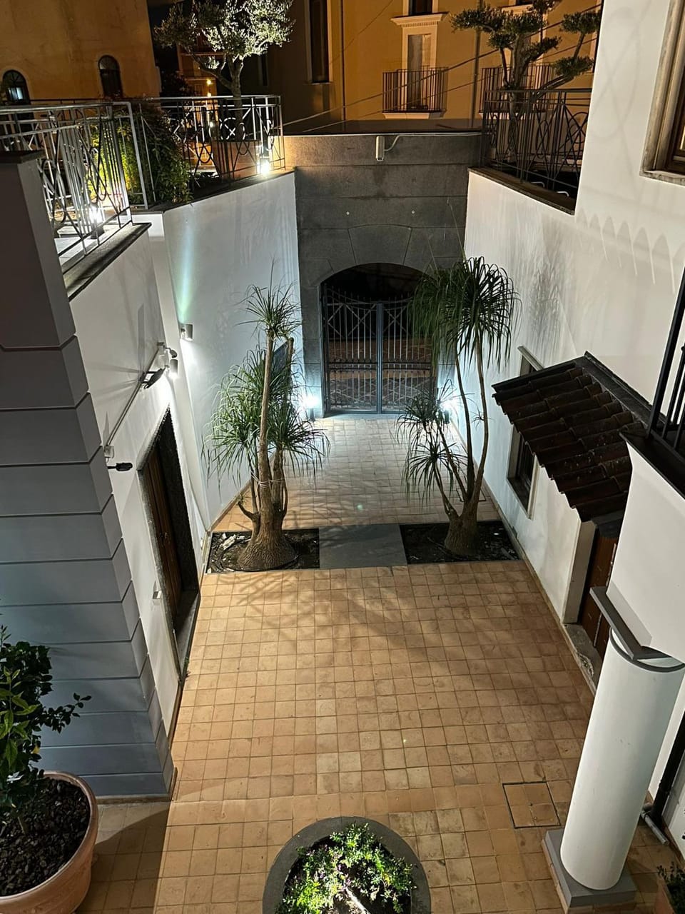 Property building, Night