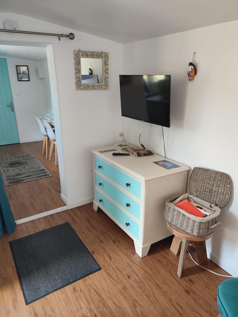 TV and multimedia, Living room