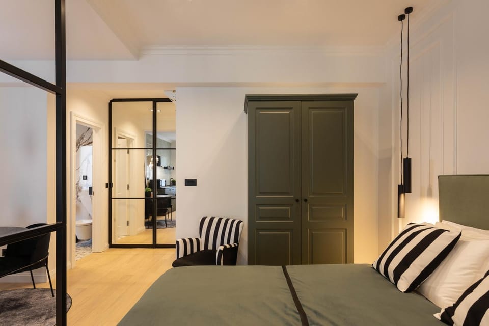 Bed, Bedroom, wardrobe
