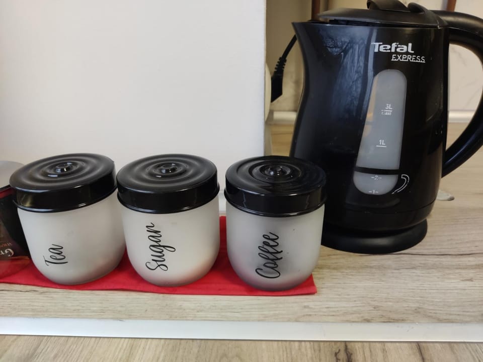Coffee/tea facilities, Kitchen or kitchenette