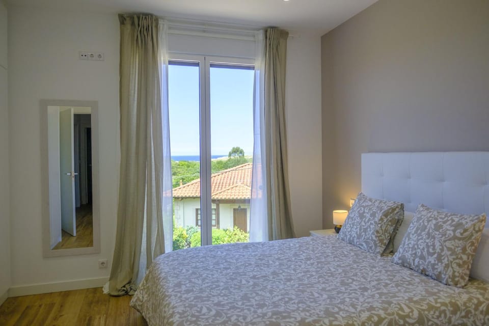 La Paserina de Pría House in Asturias