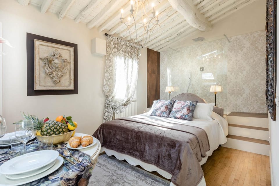 Moro Studio Suite, Classy and Romantic Apartment in Lucca Apartment in Capannori
