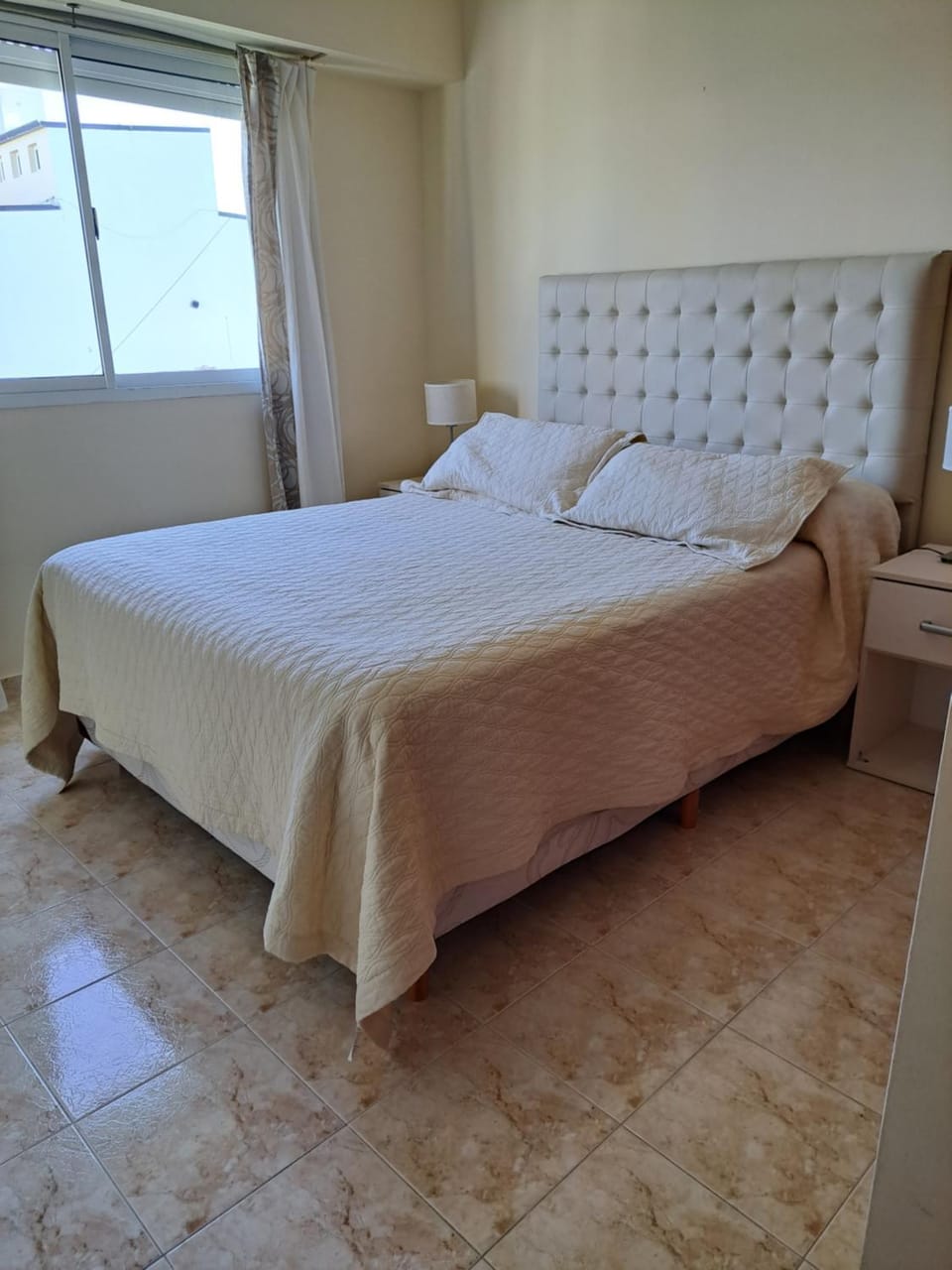 Temporarios Roque Saenz Peña, Dto C Apartment in Puerto Madryn