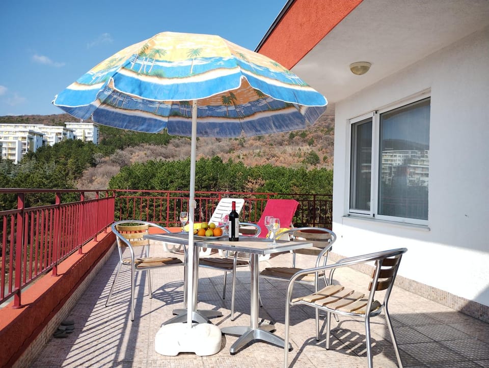 Balcony/Terrace, Balcony/Terrace