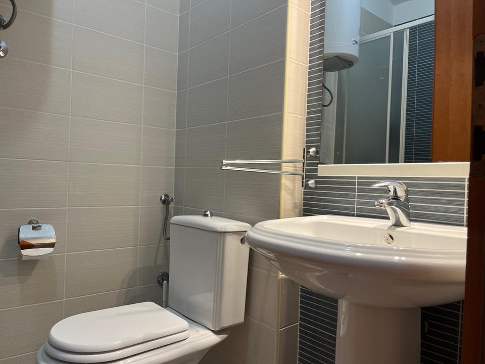 Toilet, Bathroom
