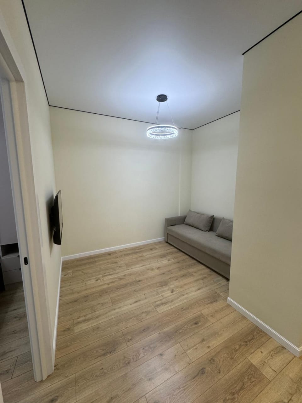 Property building, Living room, Photo of the whole room
