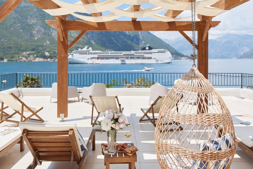 BOSA 210 Apartments Apartment in Dobrota