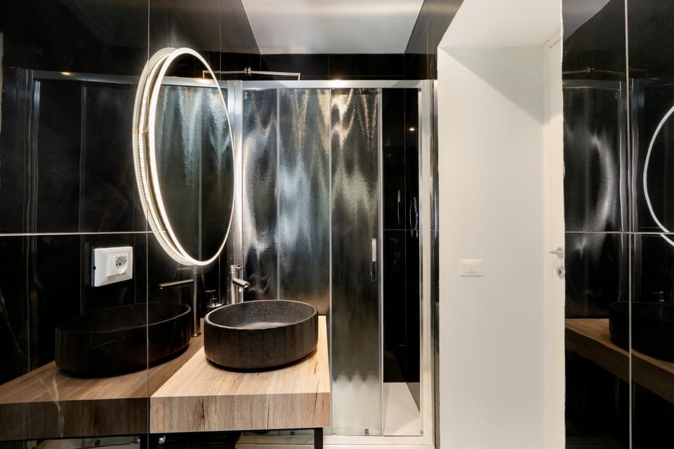 Shower, Bathroom