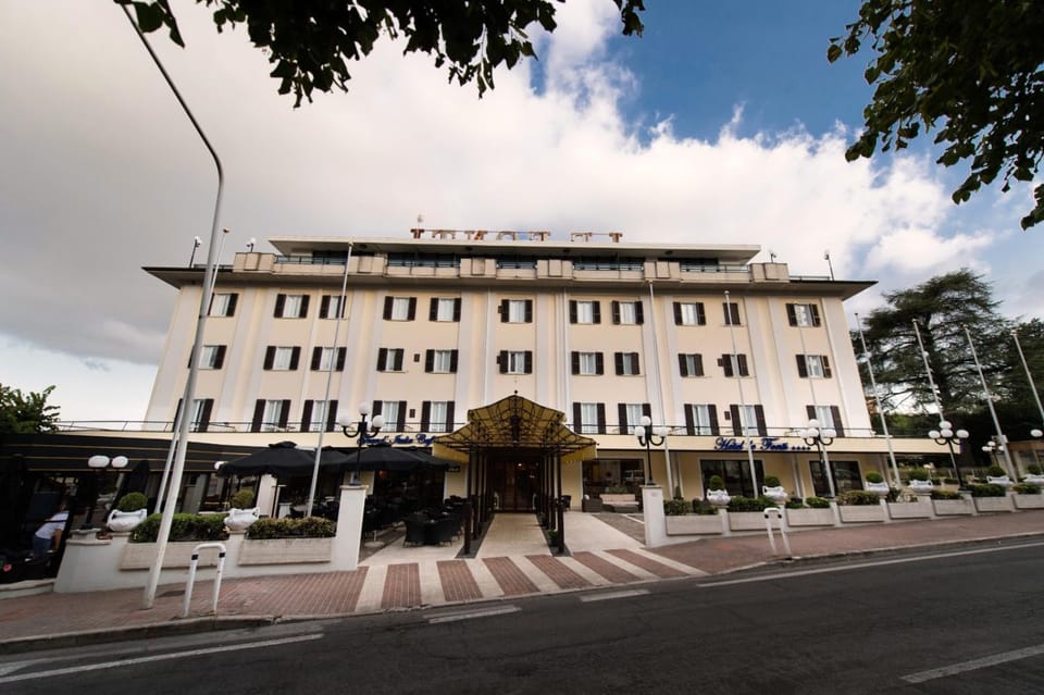 GRAND HOTEL LE FONTI Hotel in Tuscany