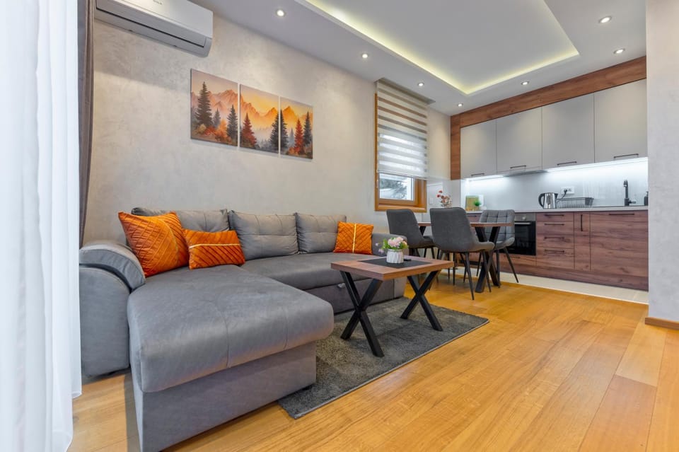 Kitchen or kitchenette, Living room, Seating area