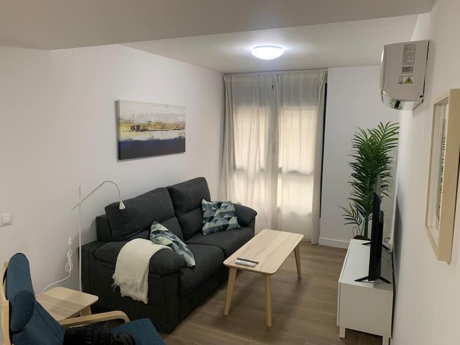 Apartamento Central E Apartment in Algeciras