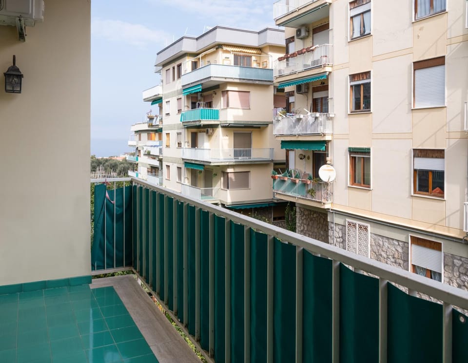 View (from property/room), Balcony/Terrace
