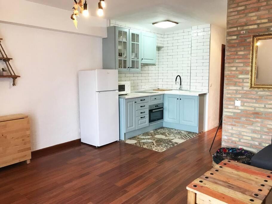 Kitchen or kitchenette