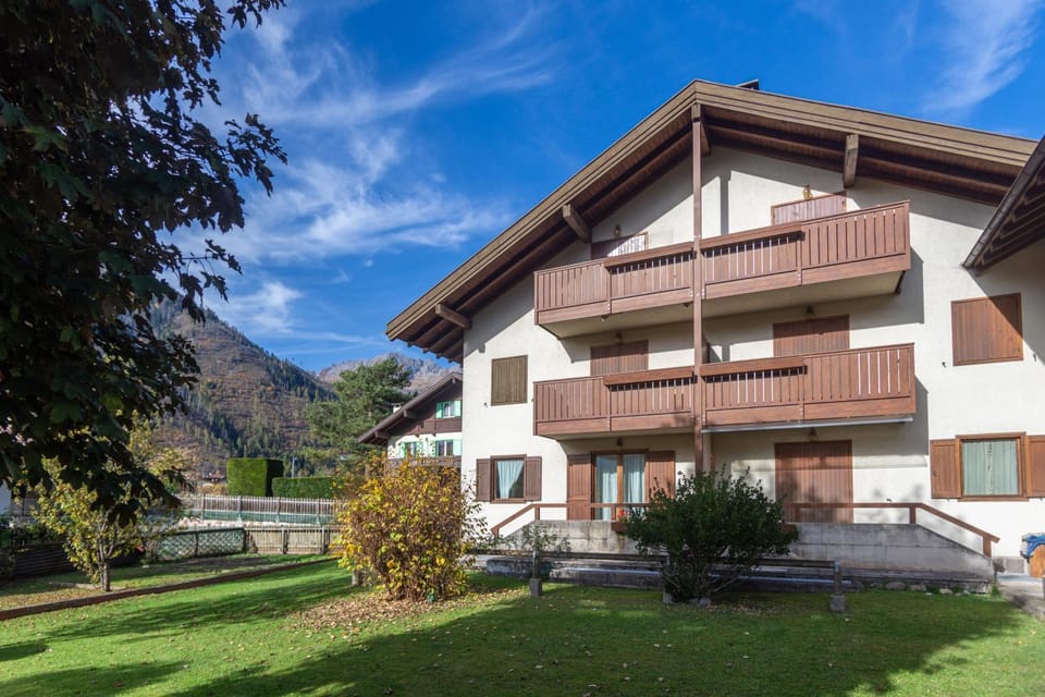 Property building, Garden, Mountain view