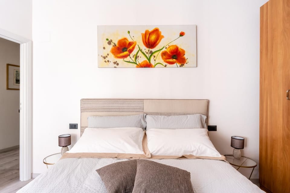 Living room, Bedroom