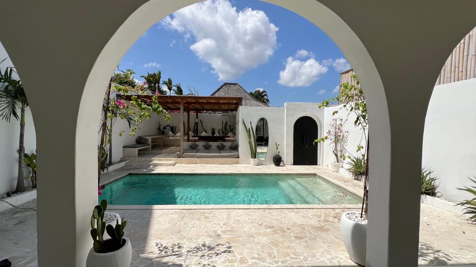 Chic Mediteranean 2 BR Villa w private pool Canggu Villa in North Kuta