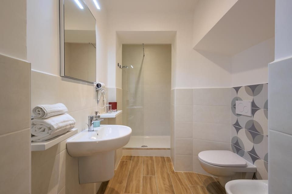 Shower, Bathroom, heating, towels