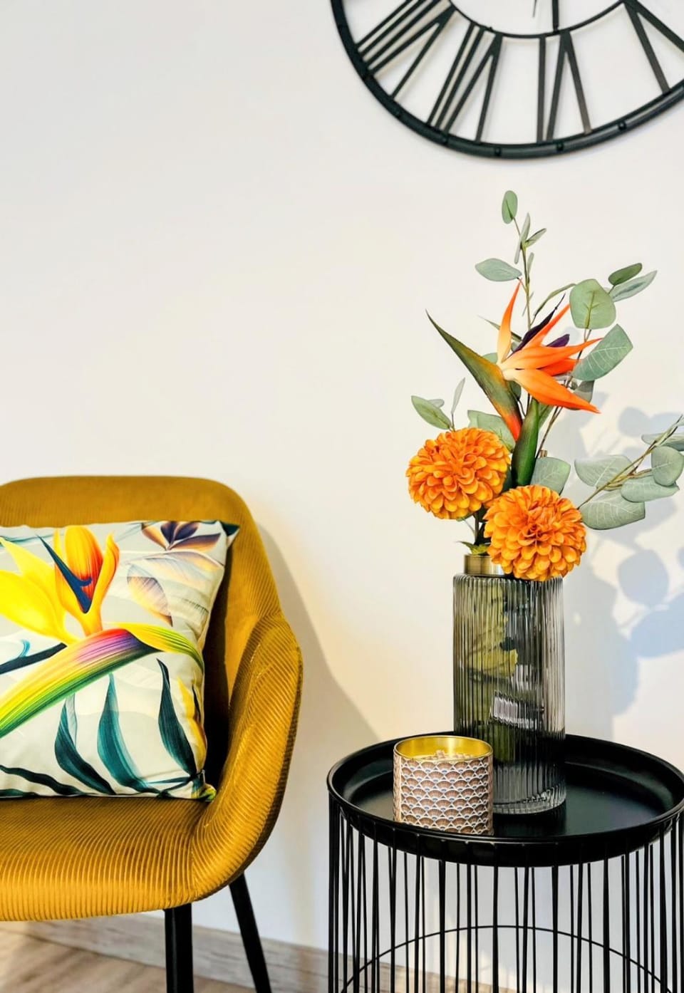 Living room, Decorative detail