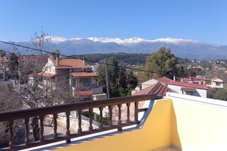 Day, Natural landscape, View (from property/room), Balcony/Terrace, Mountain view