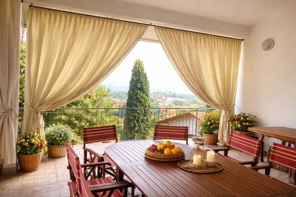 Patio, Natural landscape, View (from property/room), Balcony/Terrace