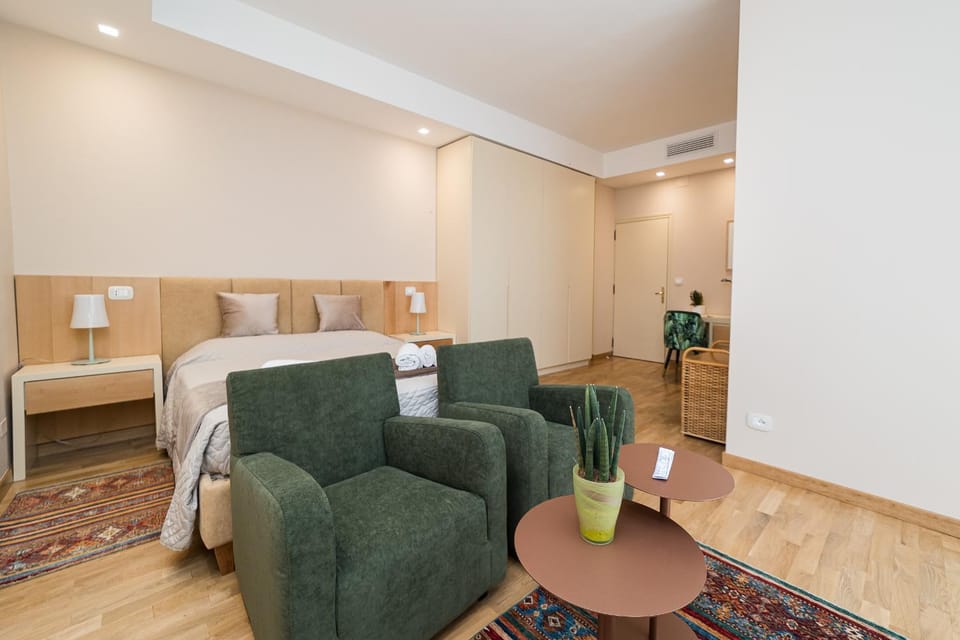 Living room, Photo of the whole room, Bedroom