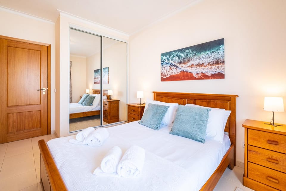 Frente ao Mar - 2 quartos - wi-fi Apartment in Praia de Armação de Pêra