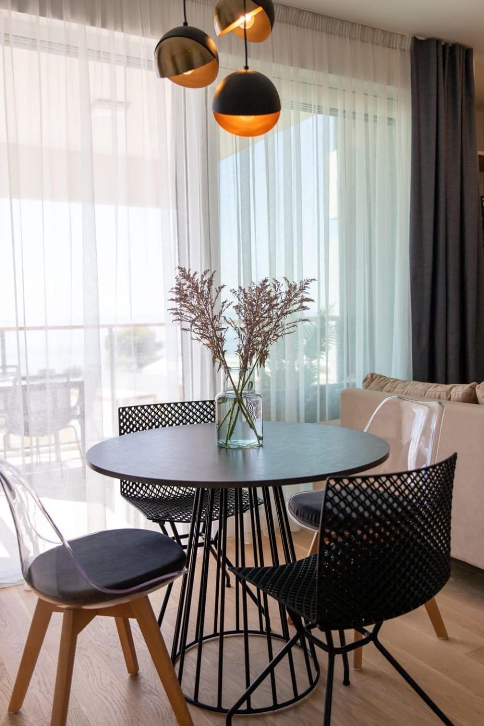 Living room, Dining area