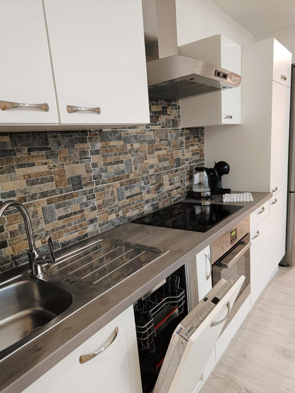 Kitchen or kitchenette, dishwasher, pet friendly, stove