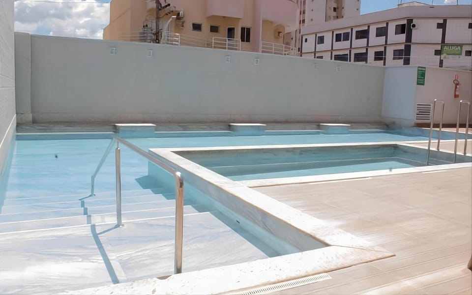 Pool view, Swimming pool, sunbed