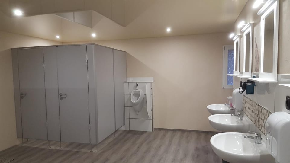 Toilet, Bathroom