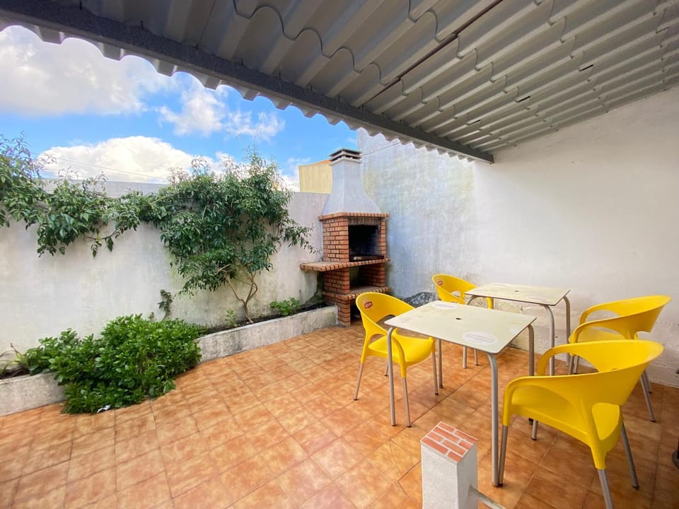 BBQ facilities, Garden, Balcony/Terrace