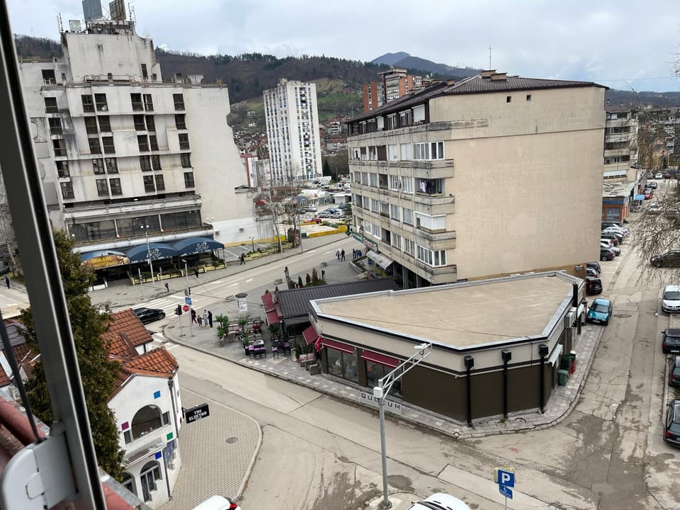 Bird's eye view, City view, Street view