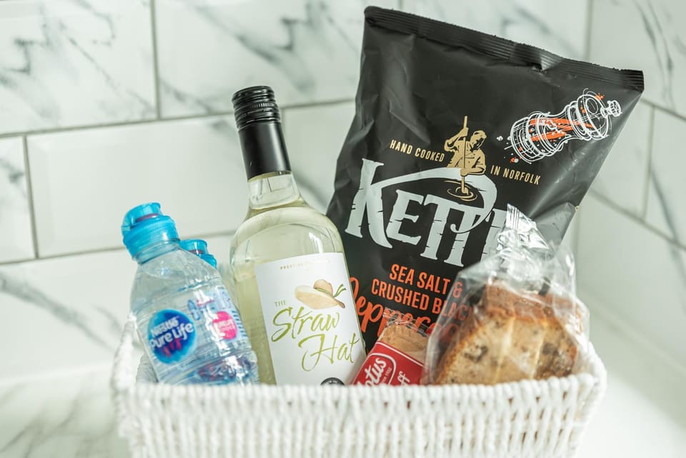 Food and drinks, Food, Drinks