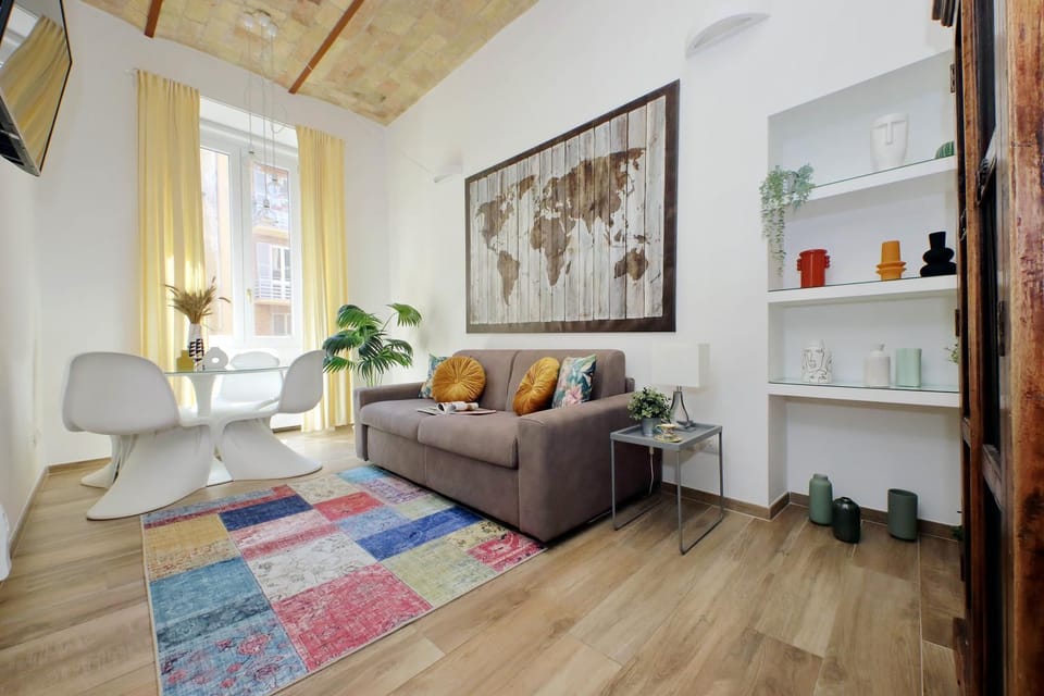 TV and multimedia, Living room, Seating area