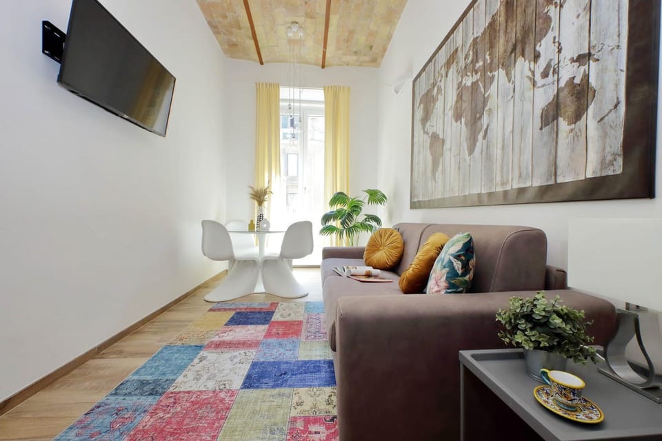 TV and multimedia, Living room, Seating area