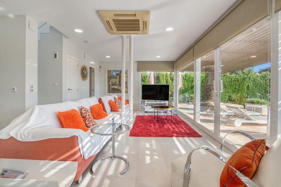 Property building, Living room