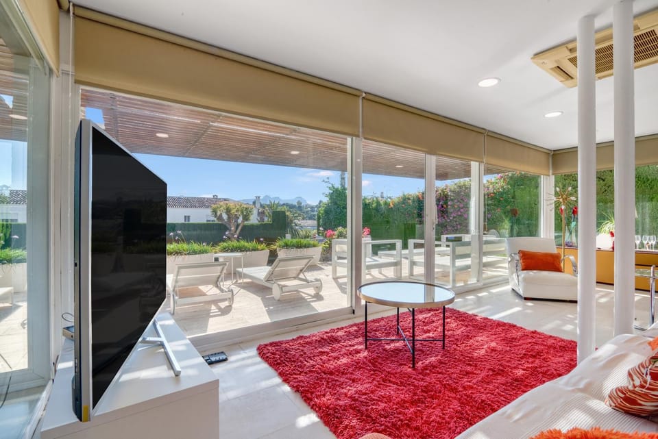 Property building, Living room