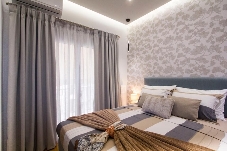 Bed, TV and multimedia, Balcony/Terrace, Bedroom, air conditioner